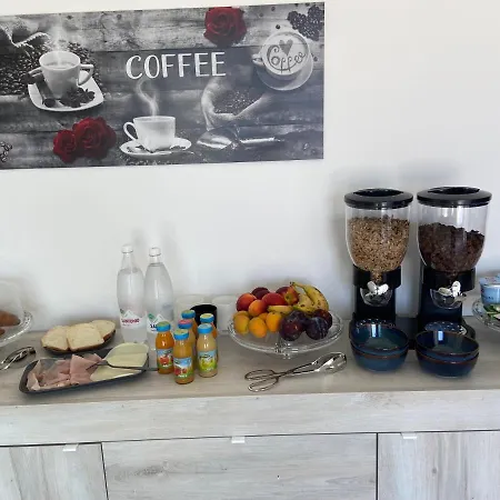 Tra Scirocco E Tramontana 3*