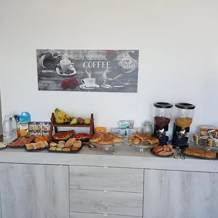 Tra Scirocco E Tramontana Bed & Breakfast Gallipolli