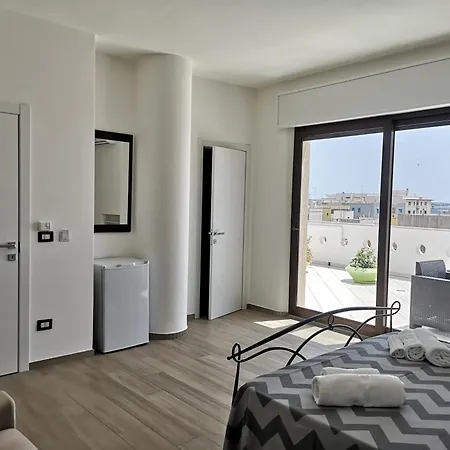 Tra Scirocco E Tramontana Panzió Gallipoli