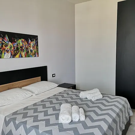 Tra Scirocco E Tramontana Bed and Breakfast