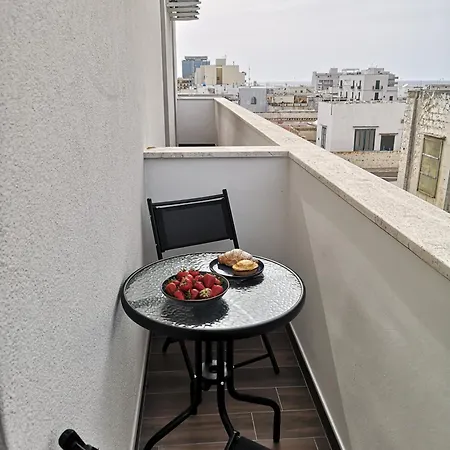 Tra Scirocco E Tramontana Галлиполи