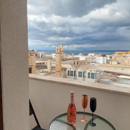 Tra Scirocco E Tramontana Bed & Breakfast 3*