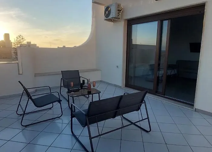 Tra Scirocco E Tramontana Gallipolli